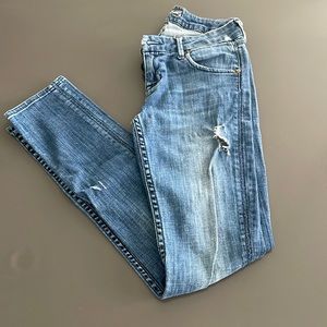 Hudson’s Straight leg jeans. Stretchy. Size 24.